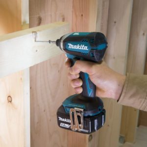 Makita DTD153Z Iskevä akkuruuvinväännin 18V